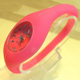Peso leggero ecologico dell'orologio di polsino del silicone di energia per le donne