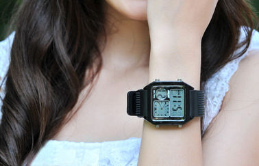 L'orologio analogico LCD della banda dell'unità di elaborazione della lampadina di EL, allarma gli orologi di Digital