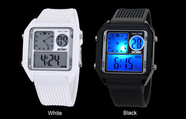 L'orologio analogico LCD della banda dell'unità di elaborazione della lampadina di EL, allarma gli orologi di Digital