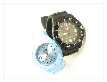 Orologio del silicone del polso di modo