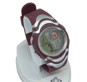 Il contatore Casio del battito fa il giro dell'esposizione doppia di tempo dell'orologio di Digital