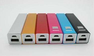 la Banca portatile di potere di USB del metallo 2600mAh, il nero d'argento verde di rossi carmini