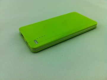 Li - la Banca ultra sottile 4400mAh, caricatore di potere del polimero del telefono cellulare della tasca