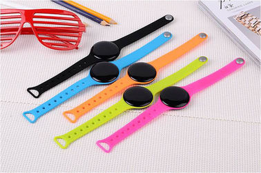 Orologio sano astuto del braccialetto di forma fisica di sport di sport del silicone/pedometro di Bluetooth