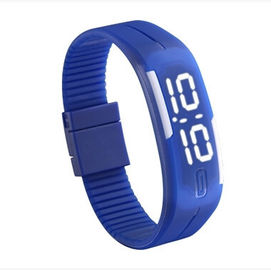 La luce bianca di gomma resistente dell'acqua ha condotto l'orologio di Digital per l'uomo nel nero, blu