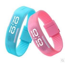 Orologio sportivo ultra sottile per i bambini, orologio del silicone LED Digital dello schermo attivabile al tatto del LED