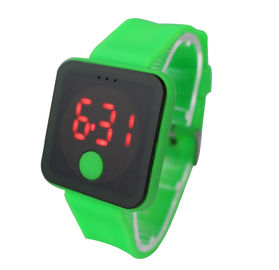 Orologio variopinto su ordinazione del LED Digital con la cinghia molle, batteria al litio