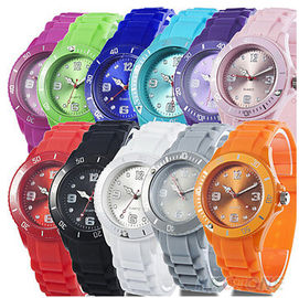 Braccialetto di orologi unisex su ordinazione promozionale della cinghia del silicone 43mm con la cinghia di Adjudable