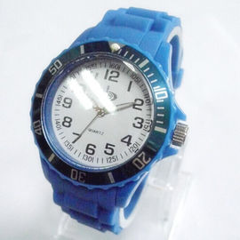 Ghiaccio bianco blu classico 43MM dell'orologio del quarzo del silicone degli uomini del quadrante nessuna data