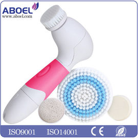 Mini spazzola elettrica domestica 4 della pulitrice della pelle in 1 per l'eliminazione del gomito, callo, danno di Sun