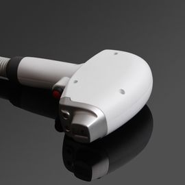 La depilazione sicura del laser di IPL lavora la macchina a macchina di depilazione del laser a diodi 2000W