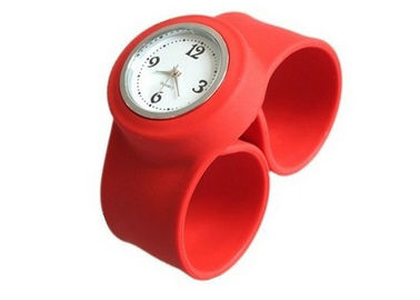 Moda bracciale rosso bianco quadrante Silicone Slap braccialetto orologio per Bussiness promozione regalo