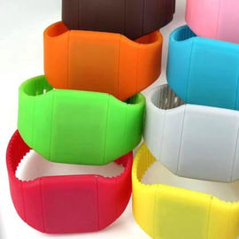 Orologio di polsino del silicone piombo touch screen del regalo dei bambini, orologio sportivo del silicone